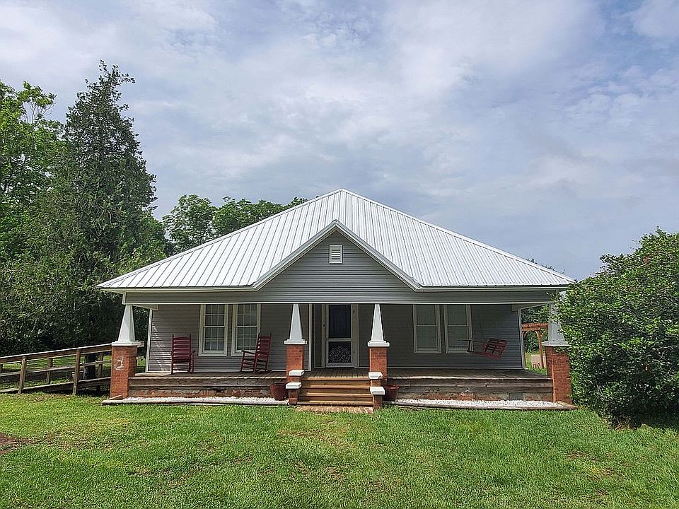 1st image of 226 Hotchkiss Cir