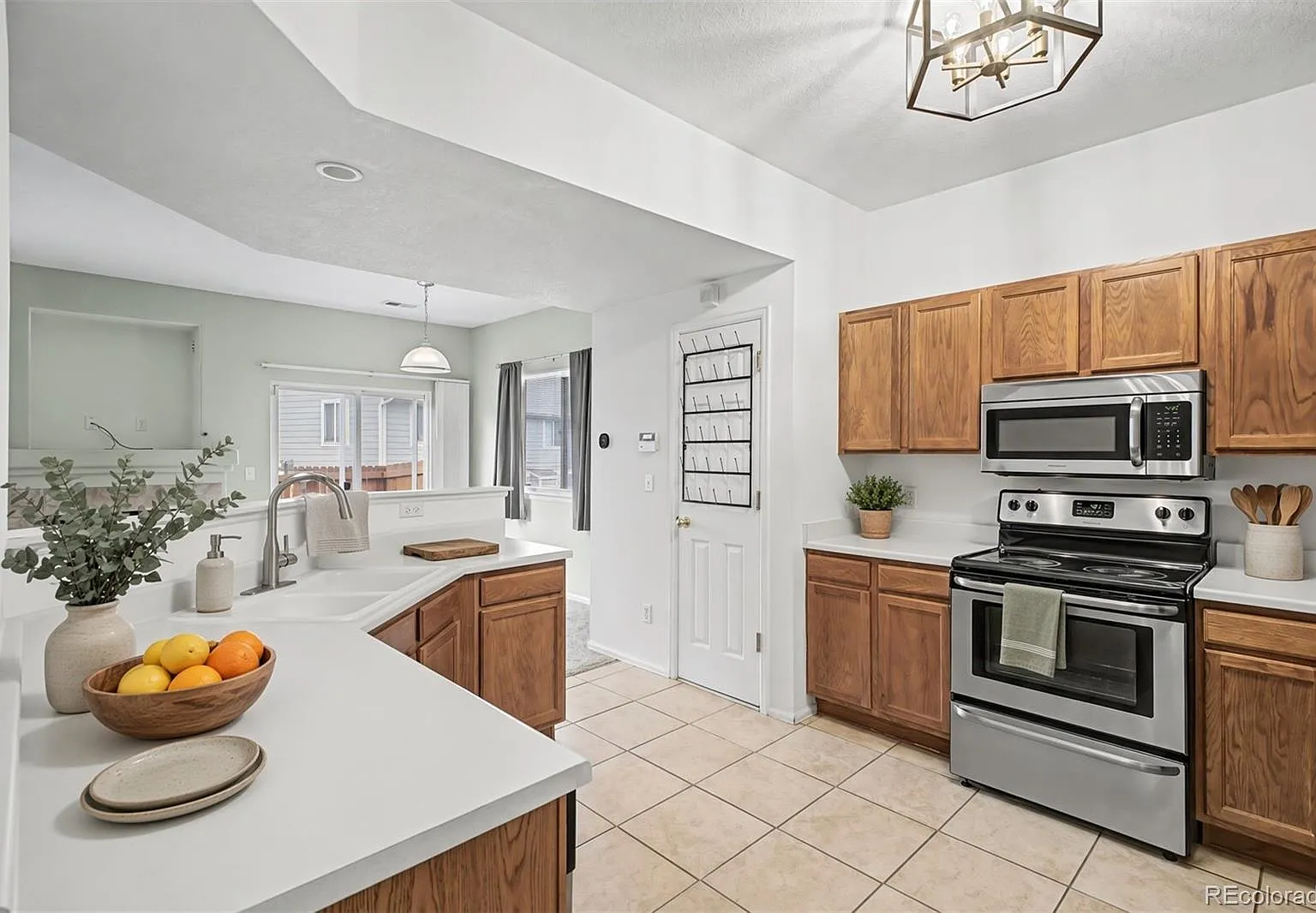 2 bed, 2.5 bath, 1248 sqft, $2,500 — Photo 1