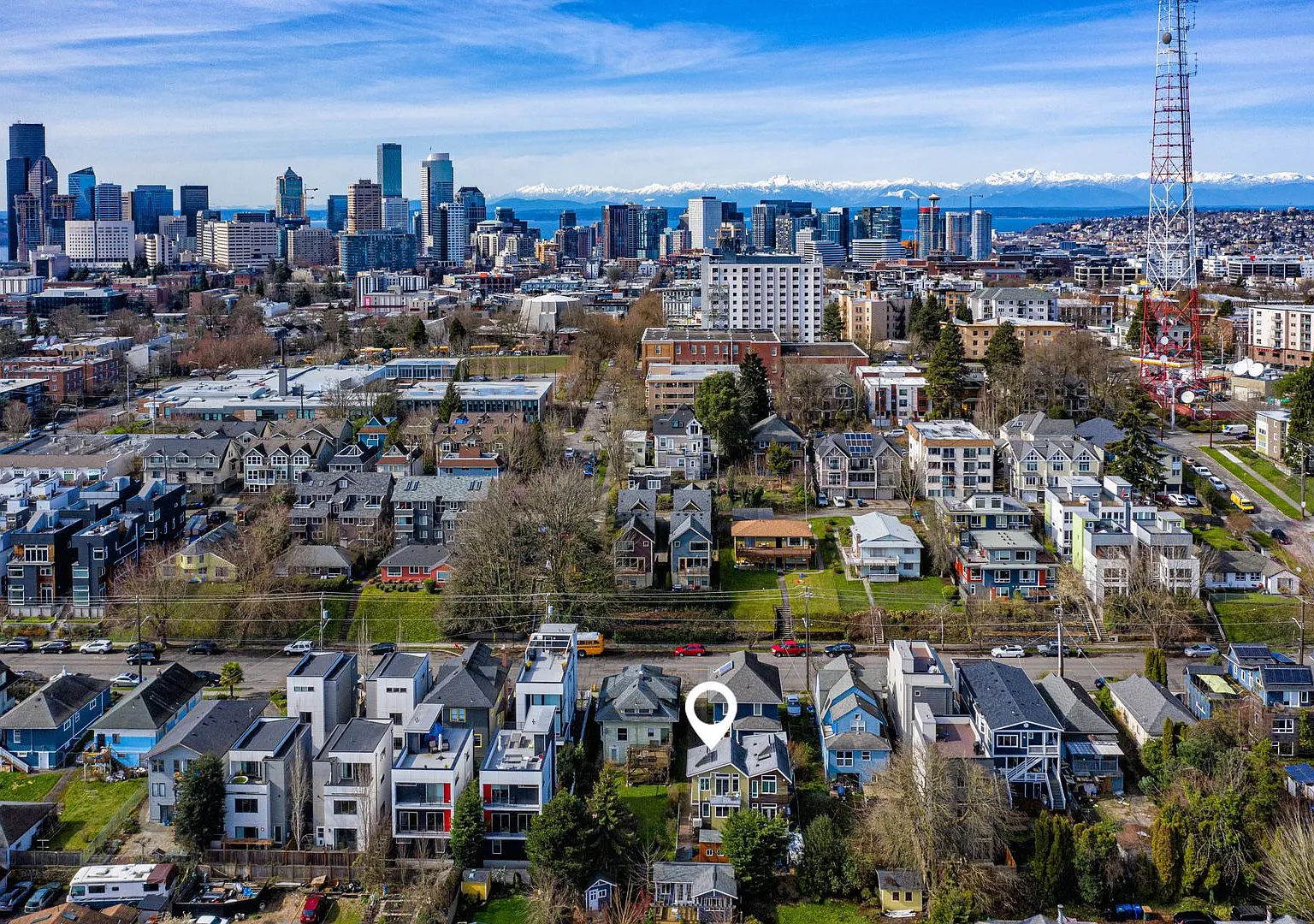 2bd/1.75ba Seattle Townhouse — Photo 3