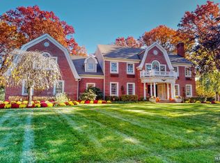 106 Kaitlyn Ln, Wyckoff, NJ 07481