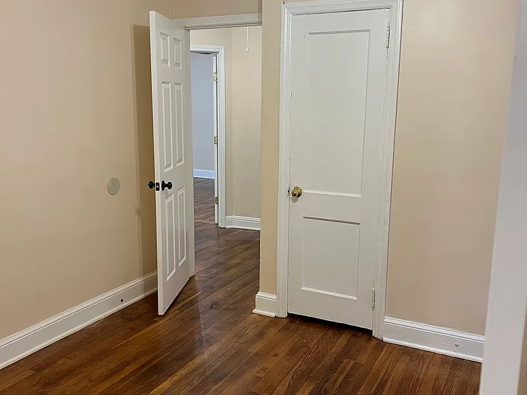 1200 Vance St — Photo 12