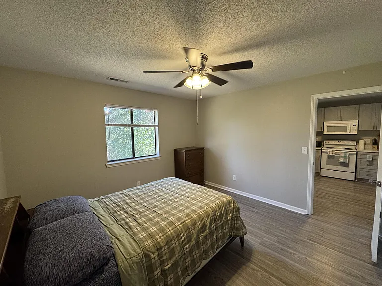 522 S Kerr Ave — Photo 14