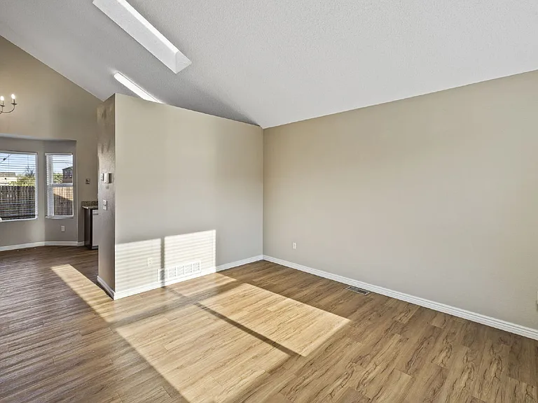 1719 S Canoe Creek Dr — Photo 3