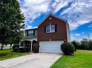 2106 Craver Meadows Ct, Winston Salem, NC 27127