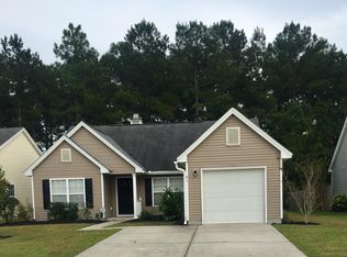 81 Avonshire Dr, Summerville, SC 29483
