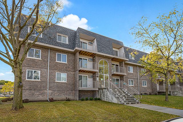 1st image of 831 McIntosh Ct #16305