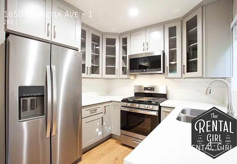 1650 Lucretia Ave #1 — Photo 4