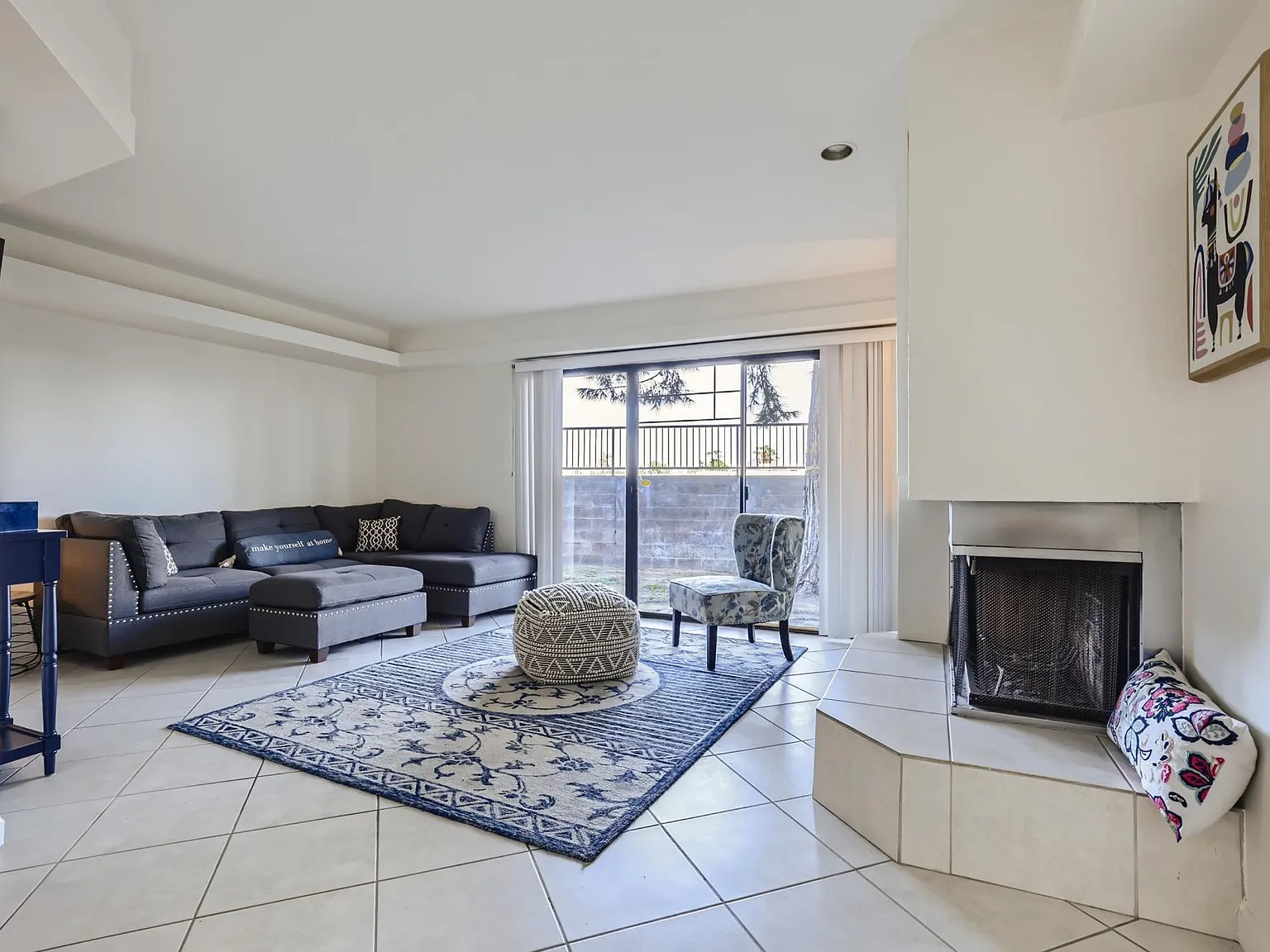 2 bed, 1089 sqft, $1,845 — Photo 1