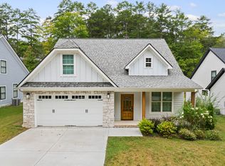 9465 Fuller Rd, Chattanooga, TN 37421