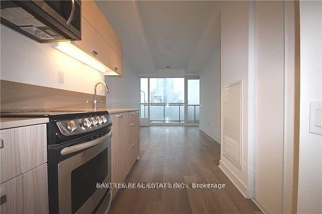 1st image of 290 Adelaide St W #3409