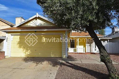6432 W Christy Dr Photo 1