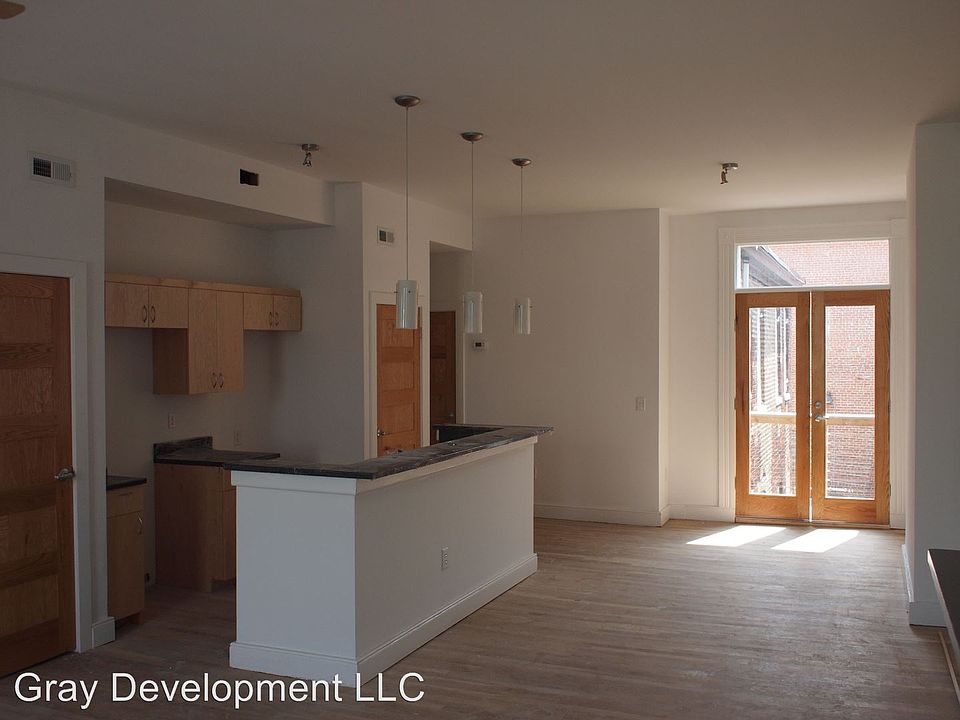 1st image of 21 W Marshall St APT A