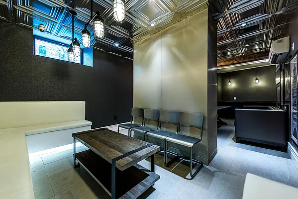 Rented by Nooklyn NYC LLC | media 156