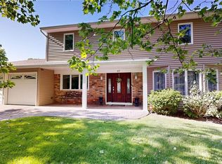 47 Lefferts Ave, East Northport, NY 11731