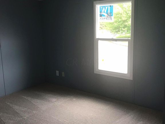 5th image of 52 Winter Pine Dr