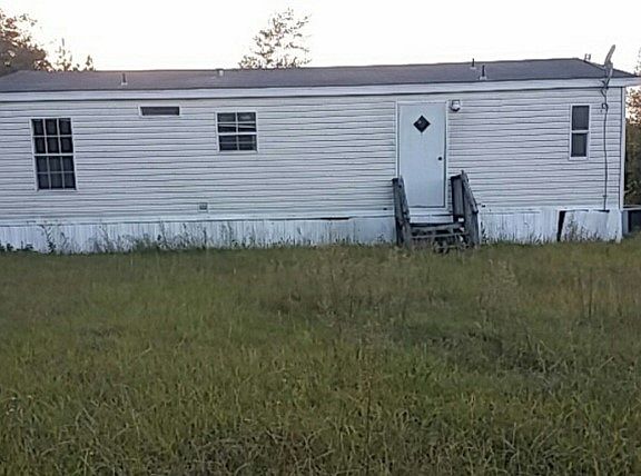 3rd image of 9352 SE Hostings Ln