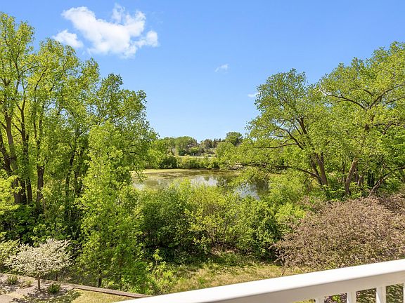 3rd image of 601 Levander Way APT 208