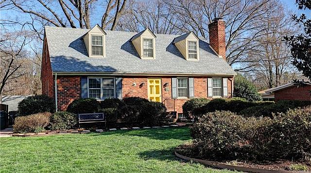 1st image of 221 Melwood Ln