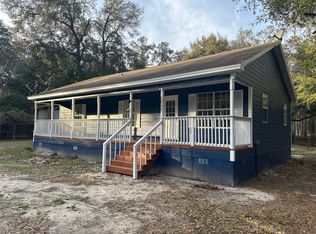 20235 SE 155th St, Umatilla, FL 32784