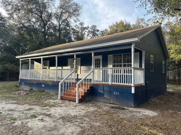 20235 SE 155th St, Umatilla, FL 32784