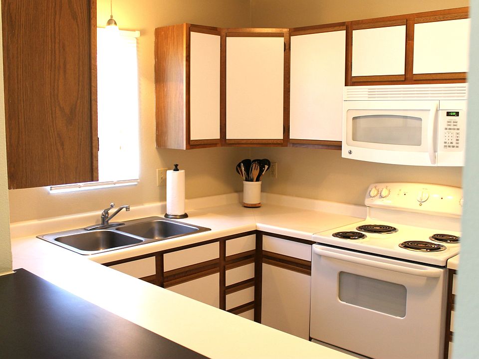 1st image of 2174 Sycamore Trl