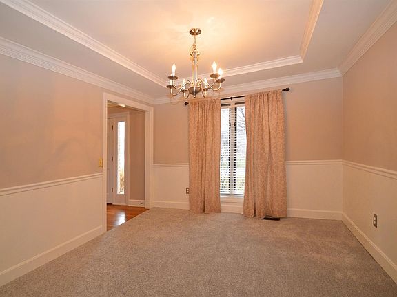 5th image of 10002 Bolingbroke Dr