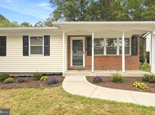 12615 Valleywood Dr, Woodbridge, VA 22192