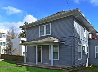 4226 Winslow Pl N, Seattle, WA 98103