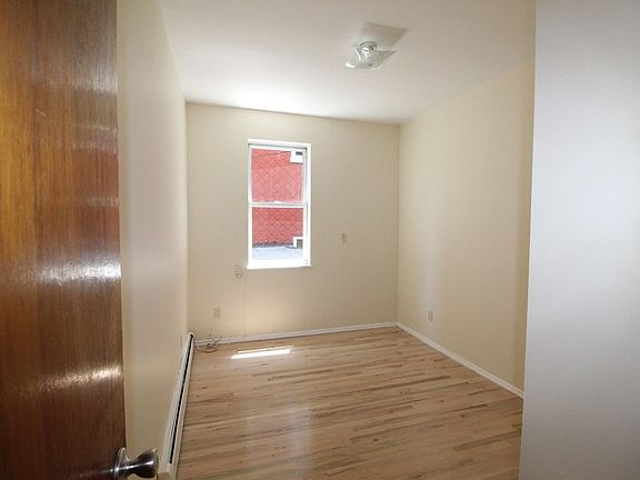 5th image of 723 6th Ave #2R