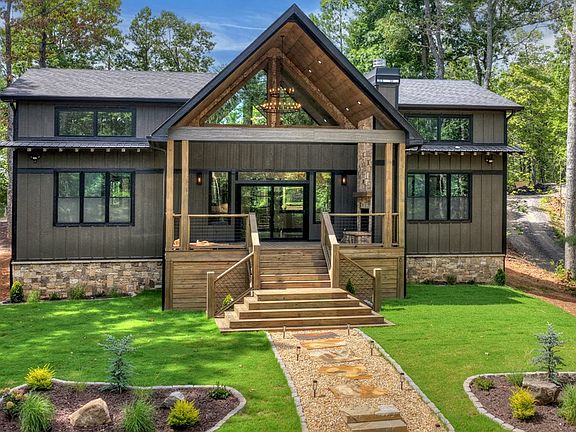 5th image of 93 Silver Oaks Ct