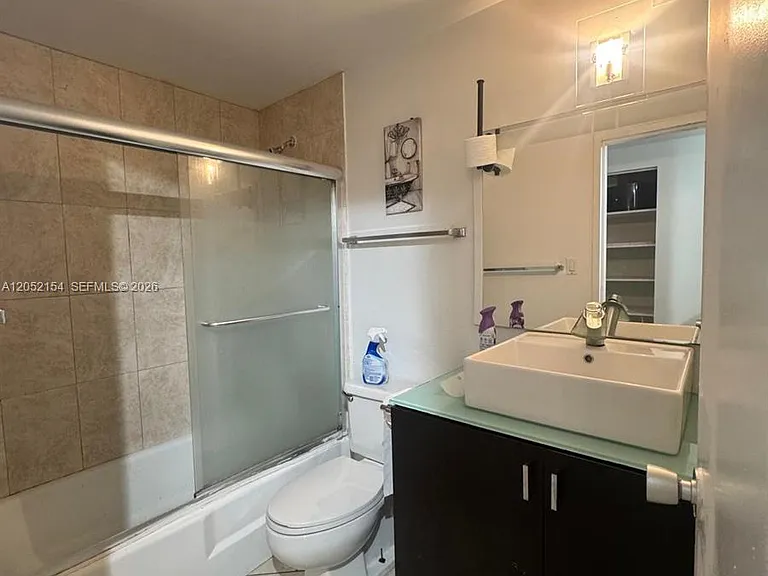 905 Brickell Bay Dr #623 — Photo 14