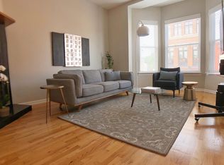 2204 N Clybourn Ave #2, Chicago, IL 60614