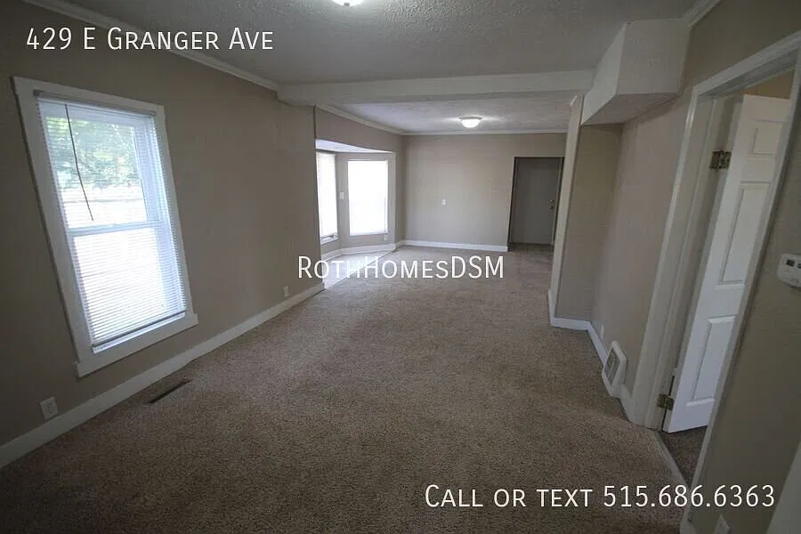 429 E Granger Ave