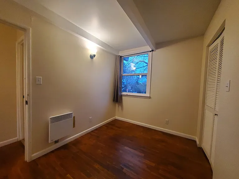 Apartment Availabile, near Children's Hospital and University of Washington — Photo 9