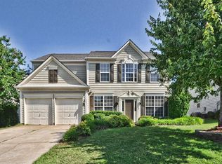 8621 Fieldcroft Dr, Charlotte, NC 28277