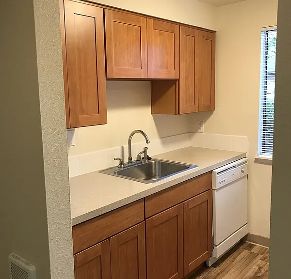 VALLEY WOODS — Photo 5