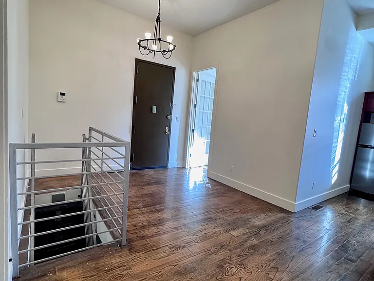 237 Jefferson St #1F — Photo 3