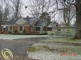 42430 Lakeland Ct, Plymouth, MI 48170