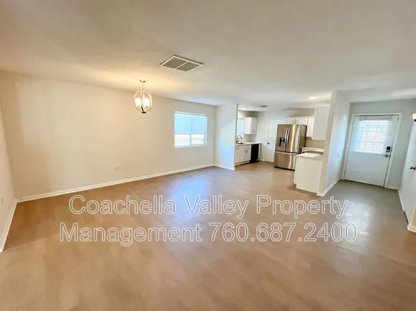 42925 Connecticut St, Palm Desert, CA 92211