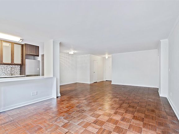 3rd image of 420 E 51st St APT 3D