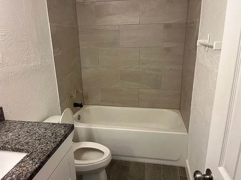 905 Boulder Dr — Photo 3