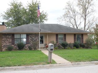 708 Lori Dr, Boonville, MO 65233