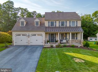 41 Brookfield Dr, Elizabethtown, PA