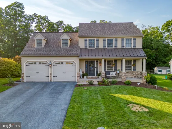 41 Brookfield Dr, Elizabethtown, PA 17022