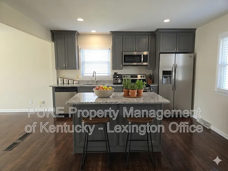 2225 Sandra Ct — Photo 4