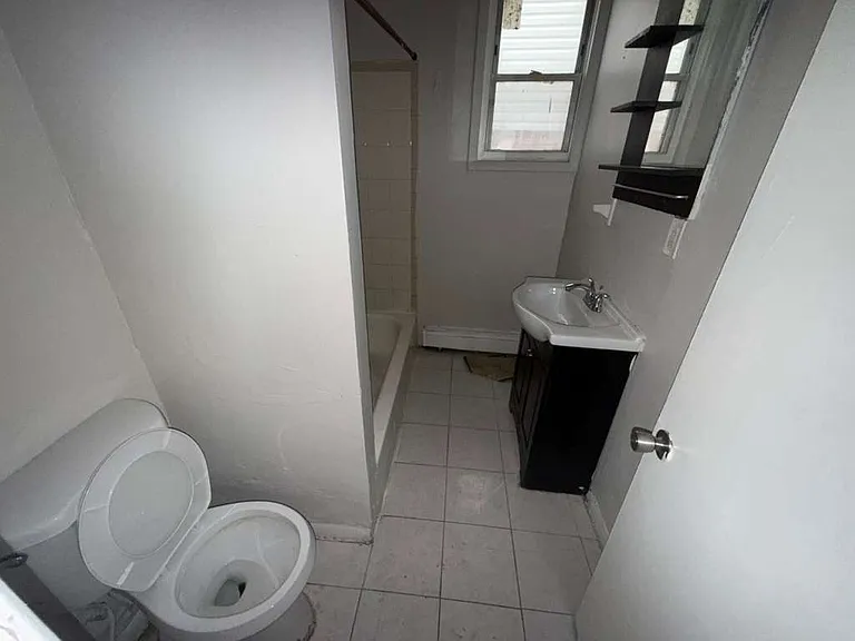 106 Old Bergen Rd #1E — Photo 6