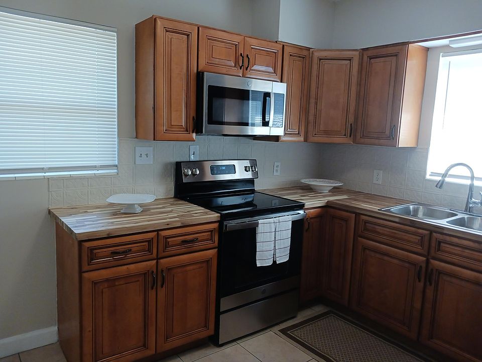 1st image of 21 S Highland Ave