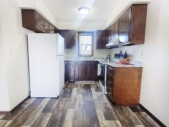 4th image of 1676 9th St N APT 7