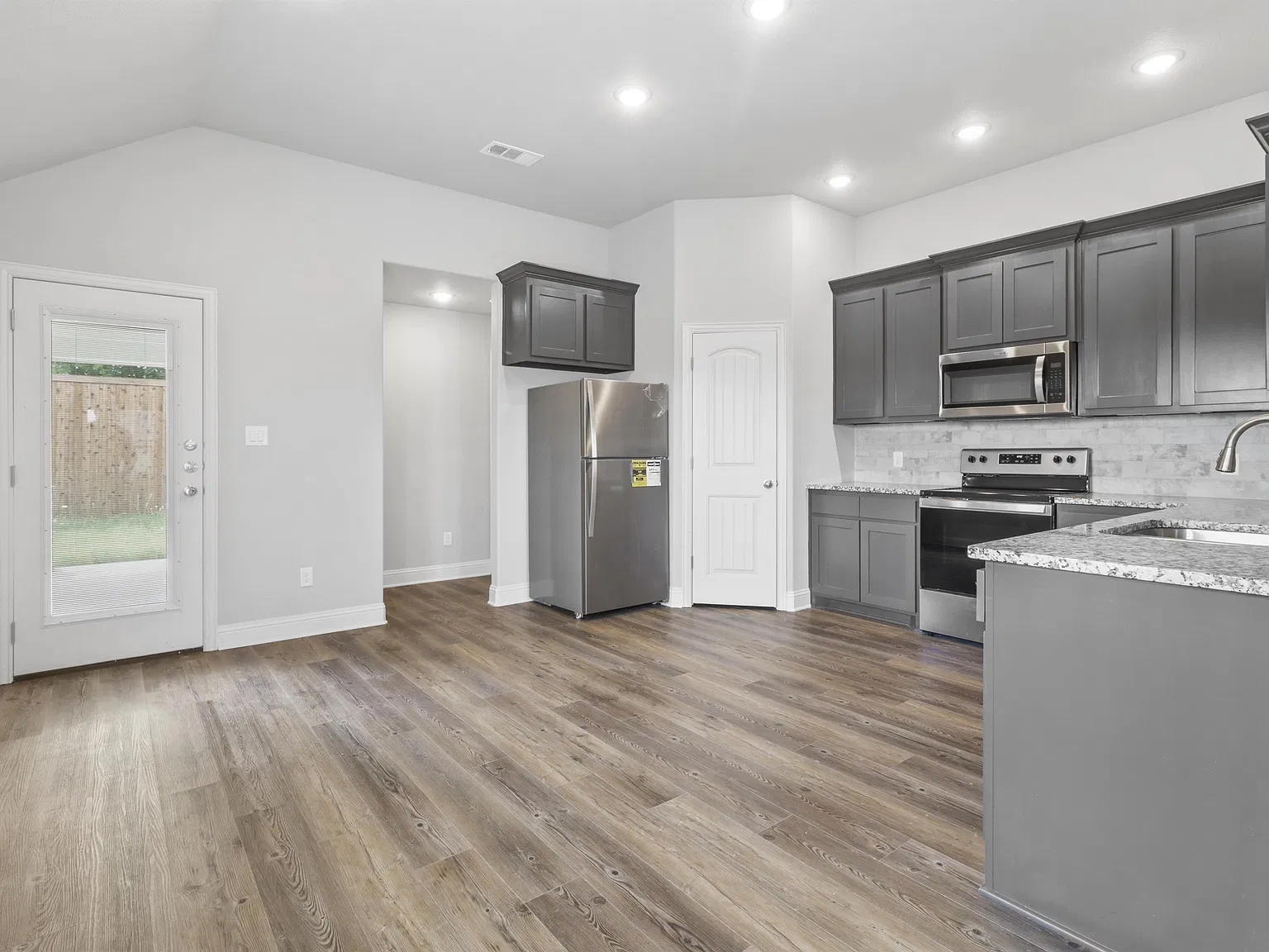 1601 Aleia Cove, Sherman, Tx 75092_Dnr_For Sale Okr - 1 — Photo 4