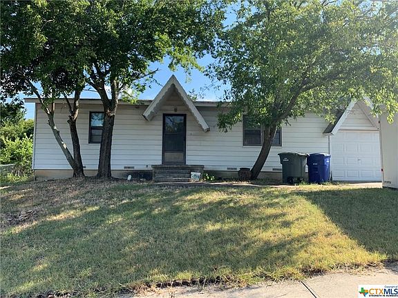 2nd image of 2207 Terrace Dr